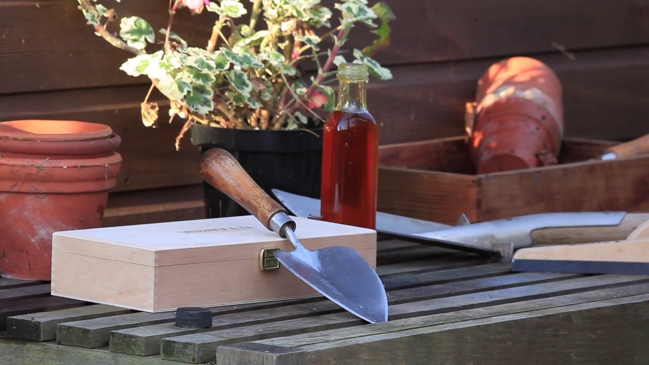 Sneeboer Whetstone Garden Tool Sharpener - Terrain