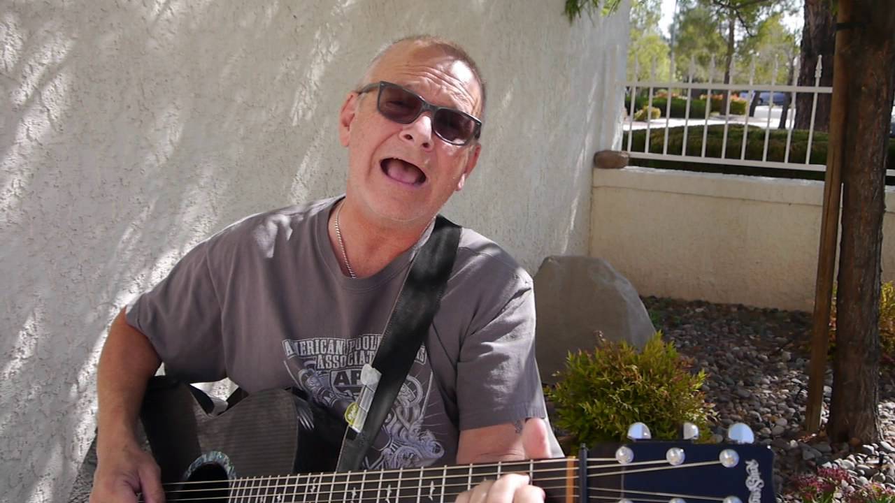 Acoustic Bruce cover of Colour My World by Chicago