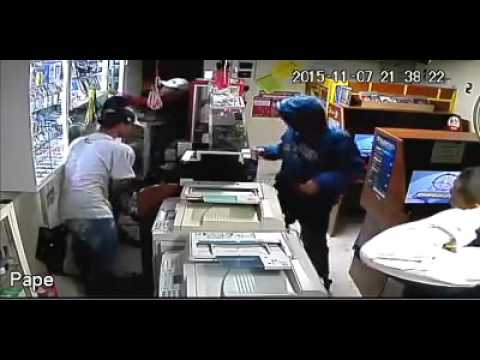 En video quedó registrado robo a un café internet en Bello, Antioquia