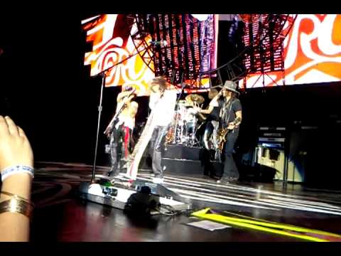 Aerosmith & Johnny Depp - The Hollywood Bowl 8-6-12 - From the Front Row! - YouTube Cool Hand 62