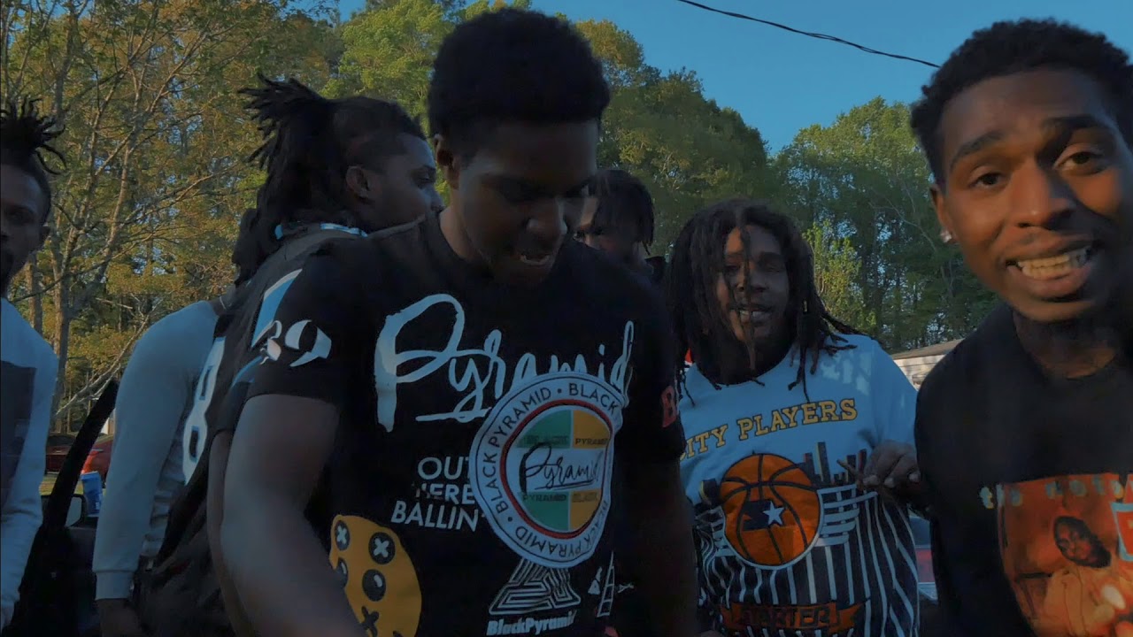 Watch Bando Rakkz x 4MuchRayRay x EMG Say - "SPIN" (Official Music Video) on YouTube Watch Bando Rakkz x 4MuchRayRay x EMG Say - "SPIN" (Official Music Video) on YouTube