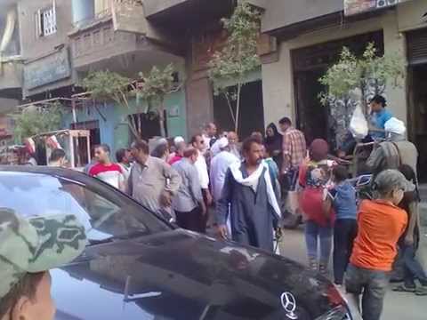 الأستاذ محمود خميس بقرى بلبيس وسط الأهالى فى استقبال حافل