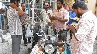 World's Cheapest Street Food - Your Stomach will be filled at 10 rs ($0.14) Only - Motorcycle Vendor