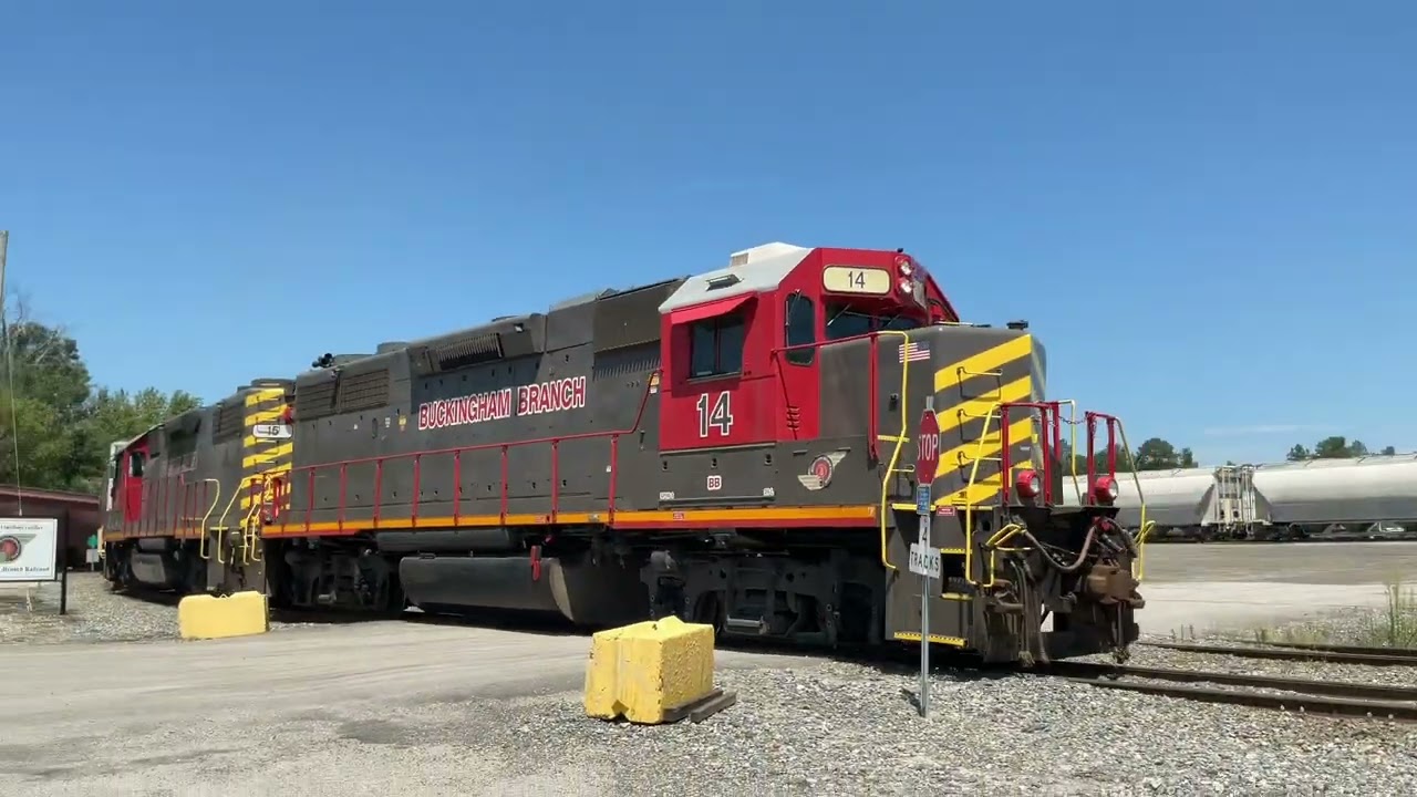 Crazy￼ horn action on a great weekend of railfaning on in Manassas and Doswell, Virginia ￼