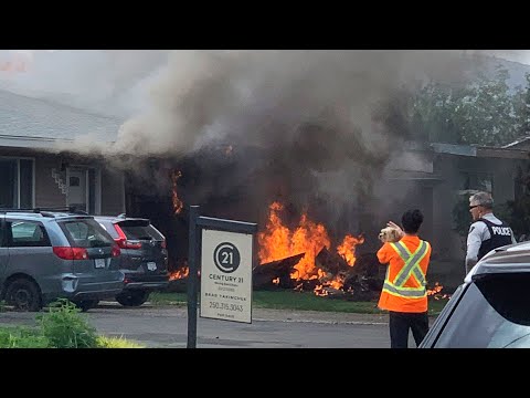 "It was quite scary, I was shaking": B.C. neighbourhood reeling after deadly Snowbirds crash