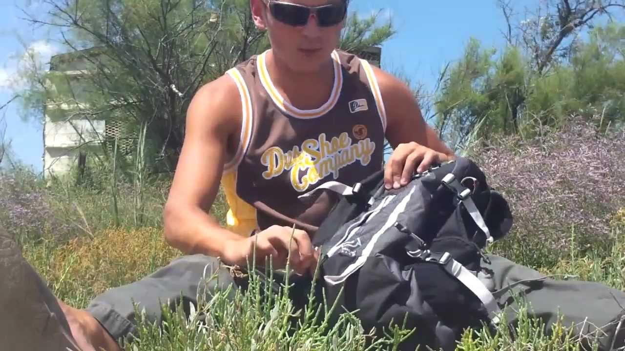 sac a dos quechua forclaz 22 AIR - YouTube