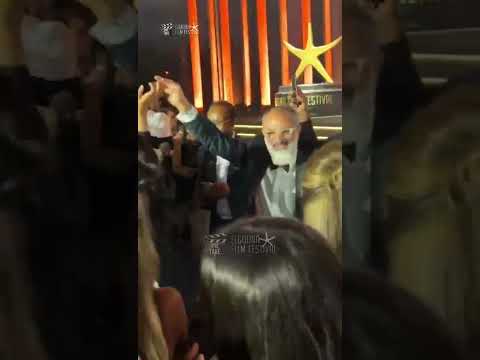 رقص ليلى علوي على انغام احمد سعد في حفل ختام مهرجان الجونة السينمائي