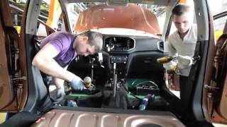 Сборка LADA XRAY на главном конвейере LADA Сборка LADA XRAY на главном конвейере LADA