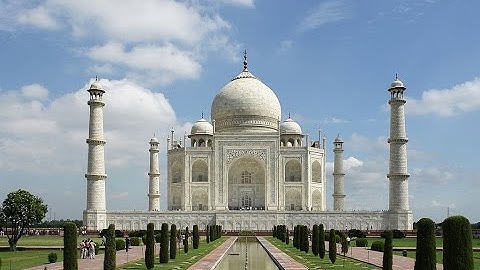 Indians see the Taj Mahal for the first time!