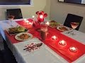 مائدة  عشاء رومانسية بأطباق رائعة و لذيذة ( دجاج مشوي، سلطة ،ديسير..)+ افكار لتزيين الطاولة 💕💕