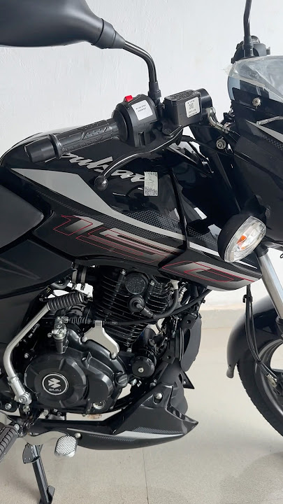 New pulsar 150 with new graphics #pulsar150 #newpost #latest #roadbike