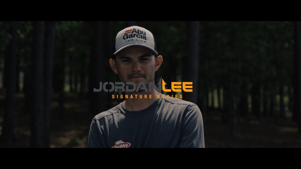 Meet the Moment with JLEE 