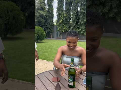 Dans Le Restaurant De JEANDATOL