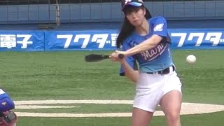 【神スイング】稲村亜美さん Ami Inamura 始打式 千葉ロッテマリーンズ  始球式前 Japanese baseball. 投手は涌井秀章 이나무라 아미