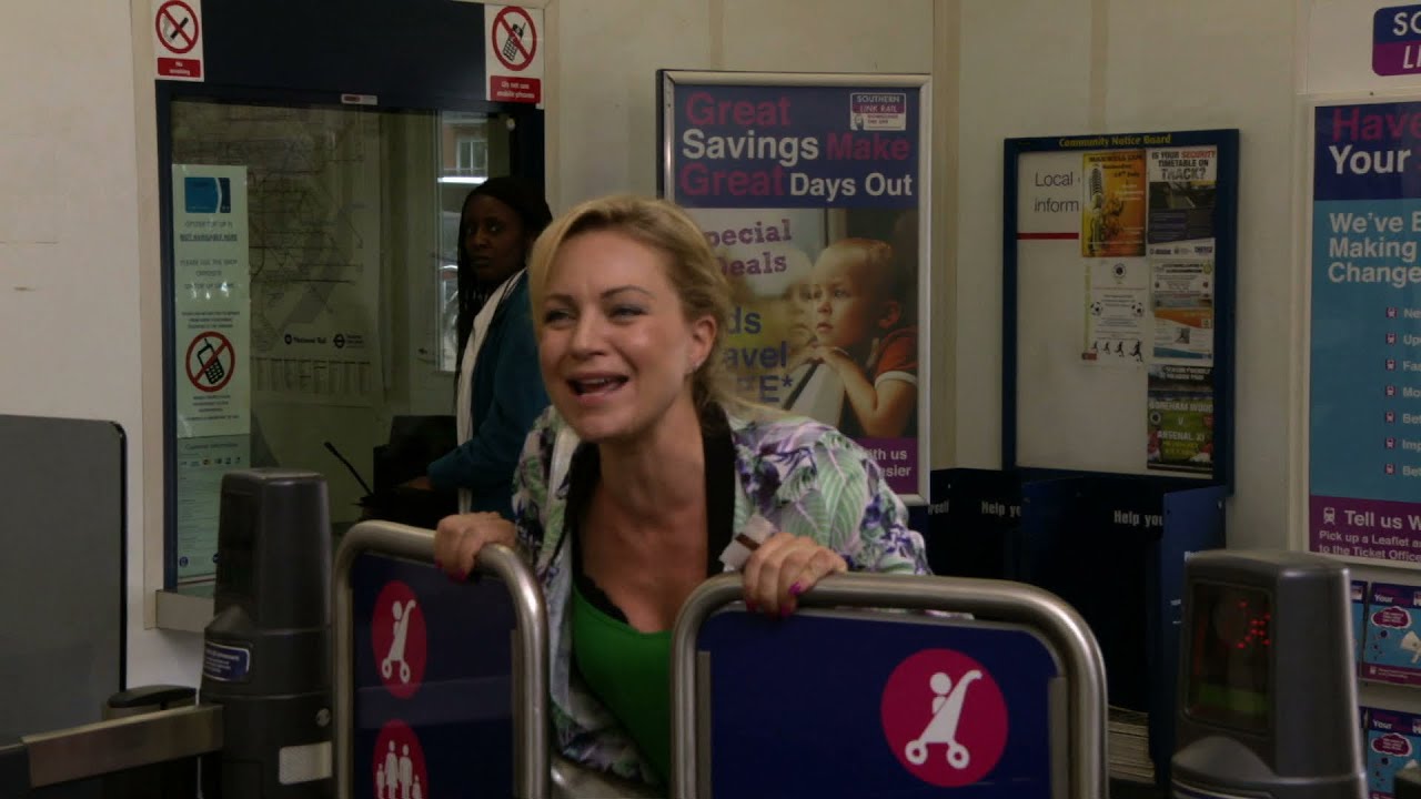 Rita Simons desktop Wallpapers