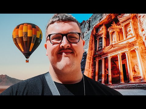 I Went to Petra and Flew OVER THE DESERT in an Air Balloon!
