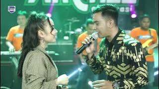 LIRIK KARAOKE TIARA (Kris Jika Kau Bertemu Aku Begini) - Tasya Ft  Gerry -   Unofficial Music Video