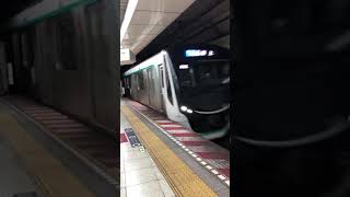 東京メトロ半蔵門線東急2020系到着