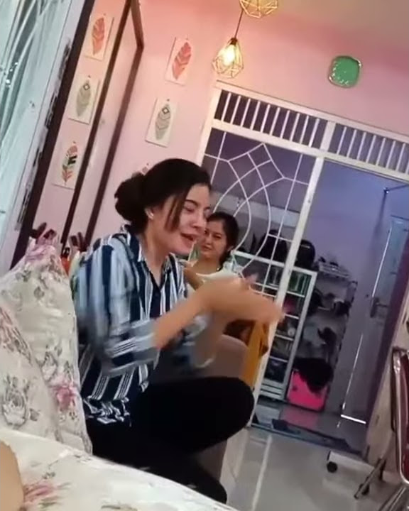 STORY WA CEWEK CANTIK