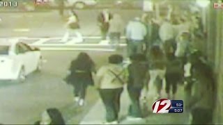 Gun Expert: Video Shows Hernandez Holding Glock