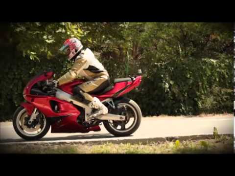 Video: Bir motosikleti çalıştıran nedir?