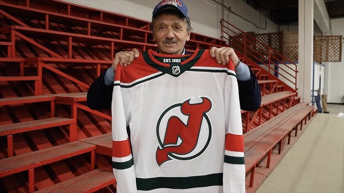 Vintage New Jersey Devils Jersey