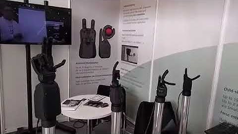 Seed Robotics hands in Action @ the IROS conference