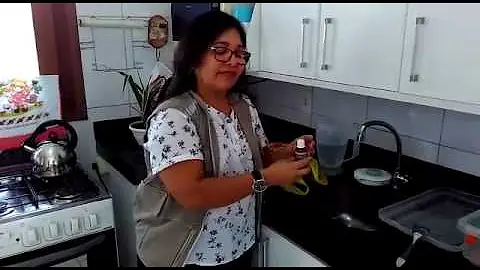 Como usar hipoclorito para lavar verduras?