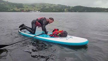 Outrigger self rescue SUP