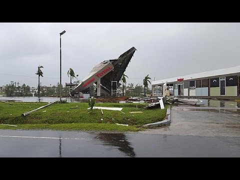 إعصار وينستون يقتل 17 شخصا في فيجي