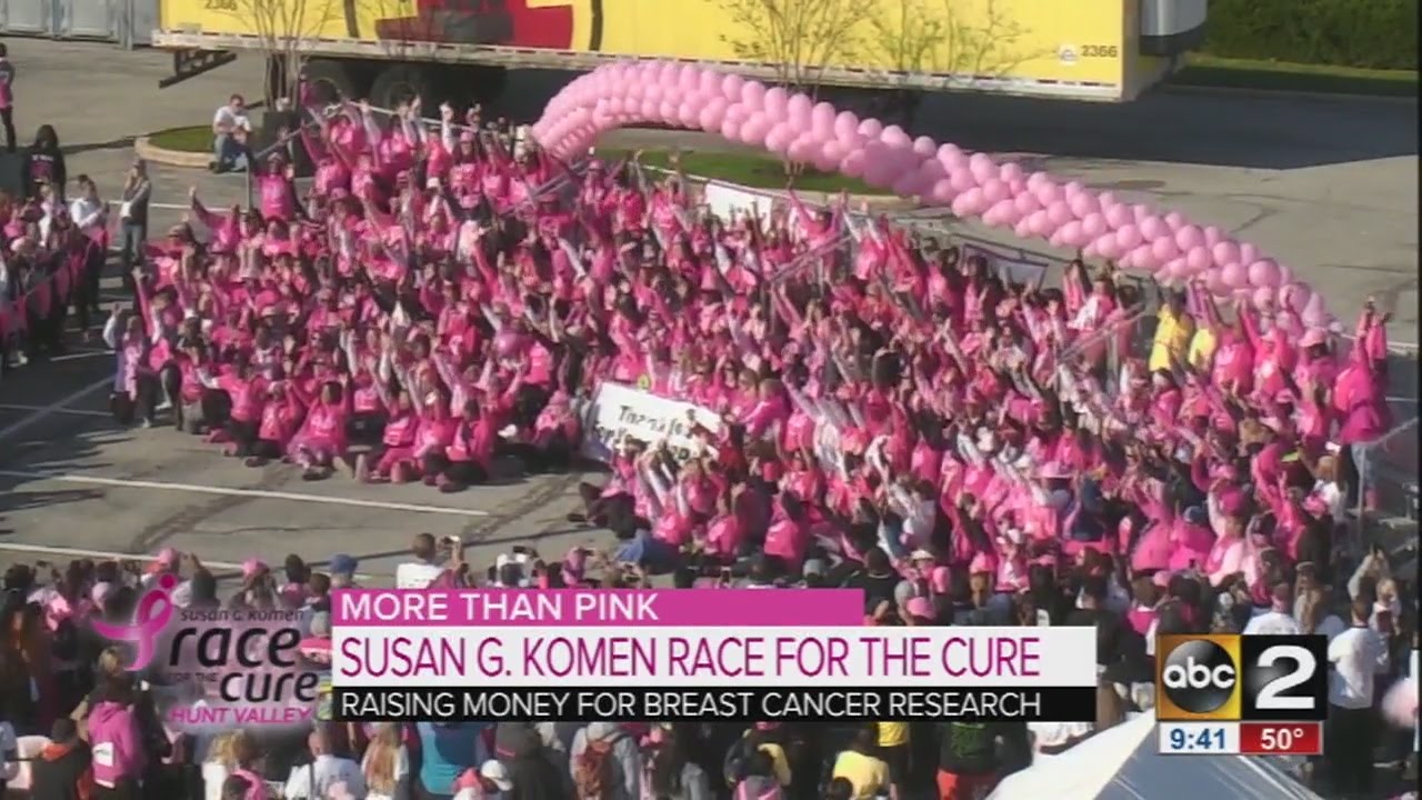 Breast Cancer survivors gather for photo at 2016 Susan G. Komen Race ...