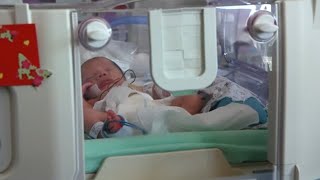 Service pédiatrique de pointe pour ce petit prématuré screenshot 2