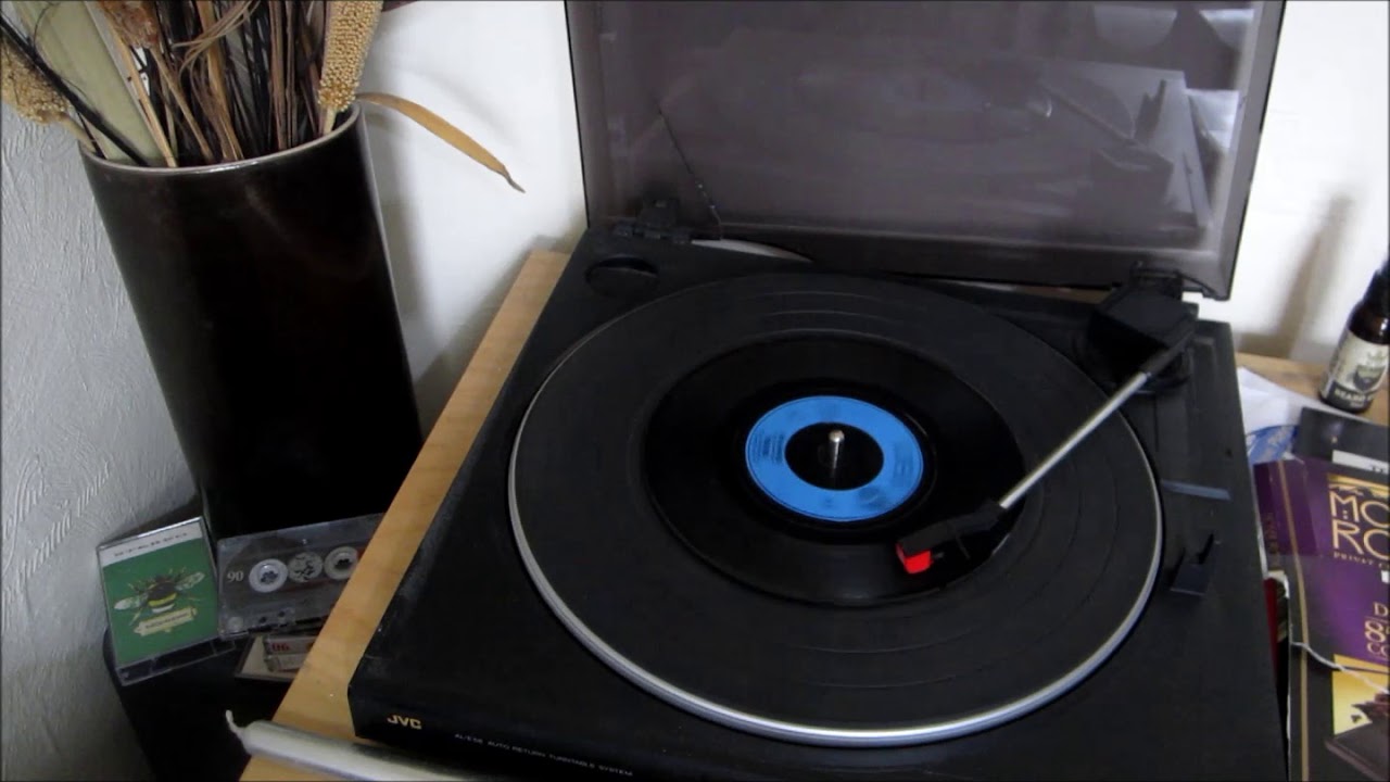 Red Box For America. Vinyl 1986 single VINYL 45 RPM Video Plus LYRICS