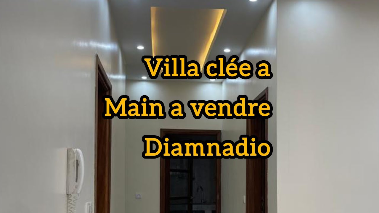Villa clée a main à vendre a Diamniadio cité fonctionnaire port 2 derrière hôpital des enfants 180m2