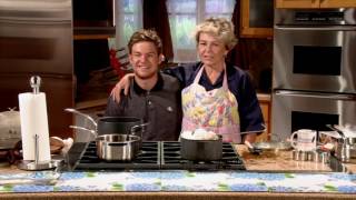 Roseanne Barr - Kannabis Kitchen - Pot And Pans - [Episode 1]
