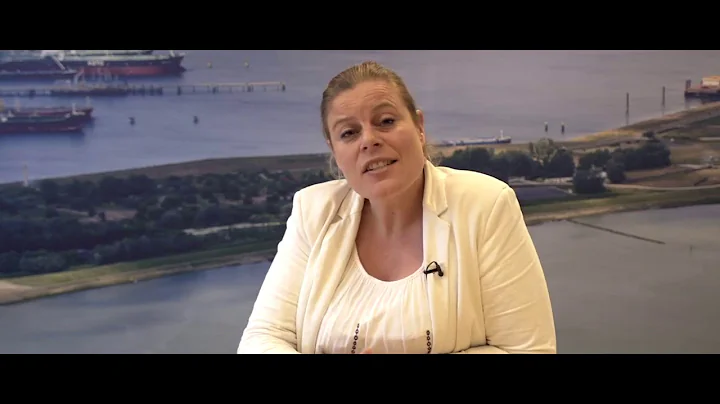 What is a Smart Port? - Joyce Bliek, Port of Rotte...