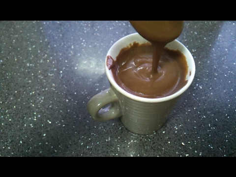 Vídeo: Com Fer Un Magdalen De Floc D’ametlla De Xocolata