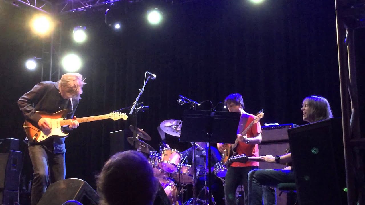 Eric Johnson, Mike Stern, Anton Fig, Chris Maresh -- Dallas, Granada ...
