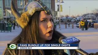 Packers fans bundle up for the single digit temperatures