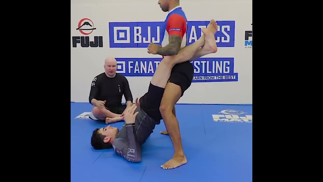 How To ESCAPE CLOSED GUARD