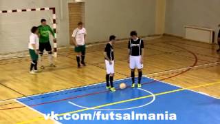 Розыгрыш штрафного - футзал мини-футбол futsal skills goal tricks(Больше интересных фото и видео о футзале и пляжном футболе вы найдете в нашей группе - vk.com/futsalmania vk.com/futsalmania..., 2015-02-28T15:36:03.000Z)