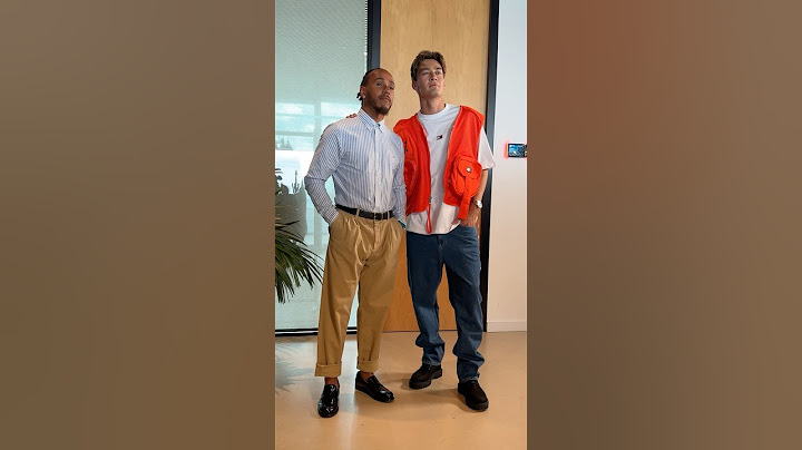 Lewis and George Swap Styles with Tommy Hilfiger 🔃👕 #f1 #formula1 #mercedesamgf1