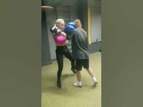 тайский бокс для девочек, самооборона для девушек #fitness - YouTube