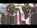 Asha Bhosle Arrives to See Lata Mangeshkar Draped in Tricolour at Shivaji Park