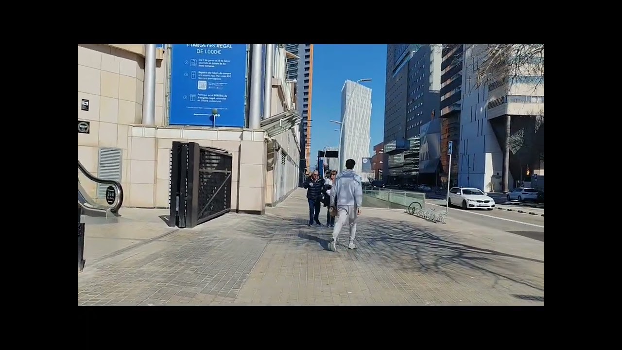 follow me in Barcelona,...Diagonal Mar