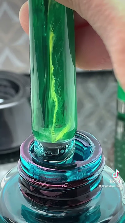 Filling the Visconti Opera Demo Carousel power filler fountain pen