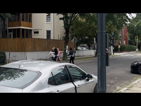 Attempted carjacking caught on camera in DC