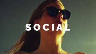 Celebrity Futuro Pelo - Bluff (ft. Agnès Aokky) Profile