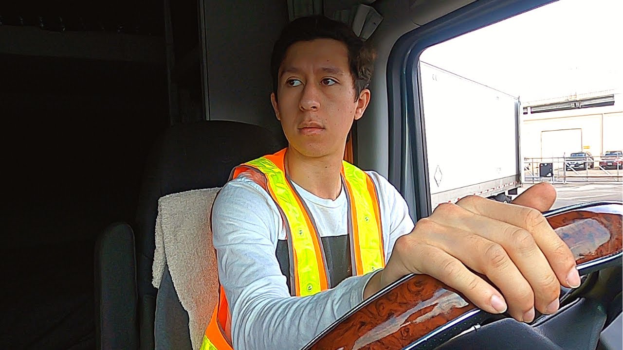 my life as a 23yr old truck driver (POV) - DRIVING KENWORTH T680 [vlog ...