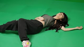 Emiru Being Silly in front of a Green Screen for 8 Minutes